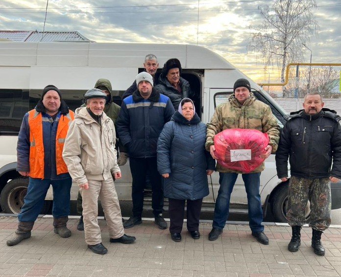 Губкинцы оказывают поддержку.