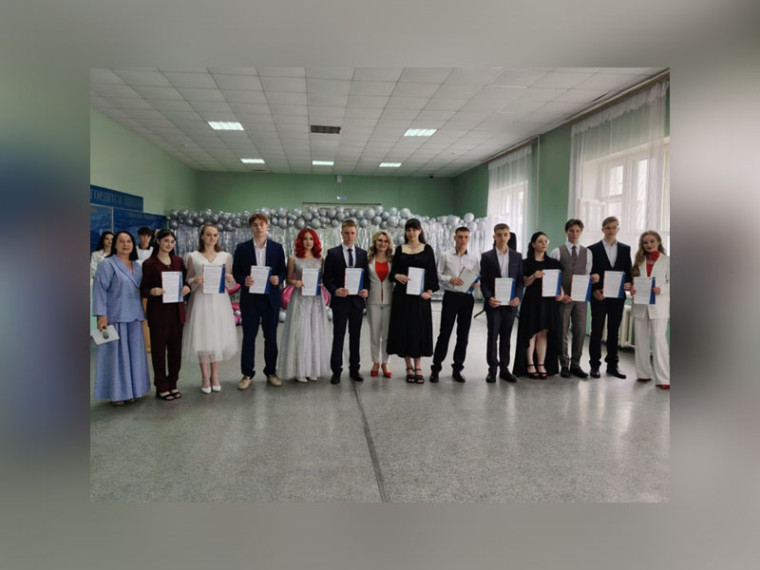 В добрый путь, выпускники!. В добрый путь, выпускники!.